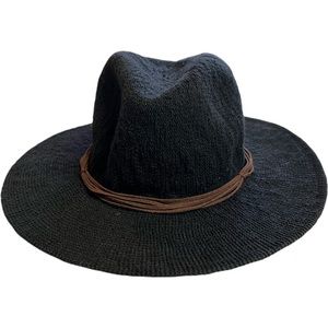 Mint by Goorin Bros black woven hat for URBN Outfitters. Y2K. Floppy hat.